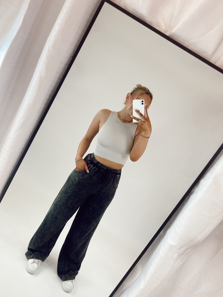 GO WITH THE FLOW LINEN PANT