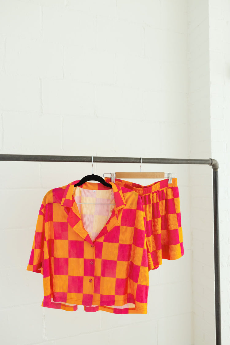 CHECKERED CROPPED BUTTON TOP (CATLYN EDITION)